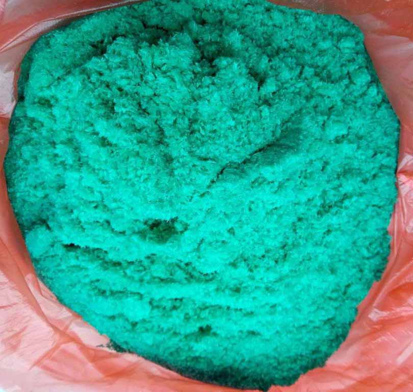 Chlorure de cuivre (II) hydraté (CuCl2 • XH2O) Cristaux FUNCMATER